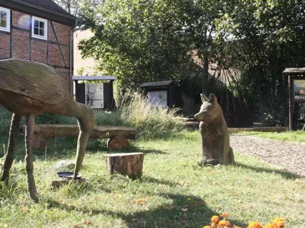 Schullandheim Heuherberge und Elbezentrum