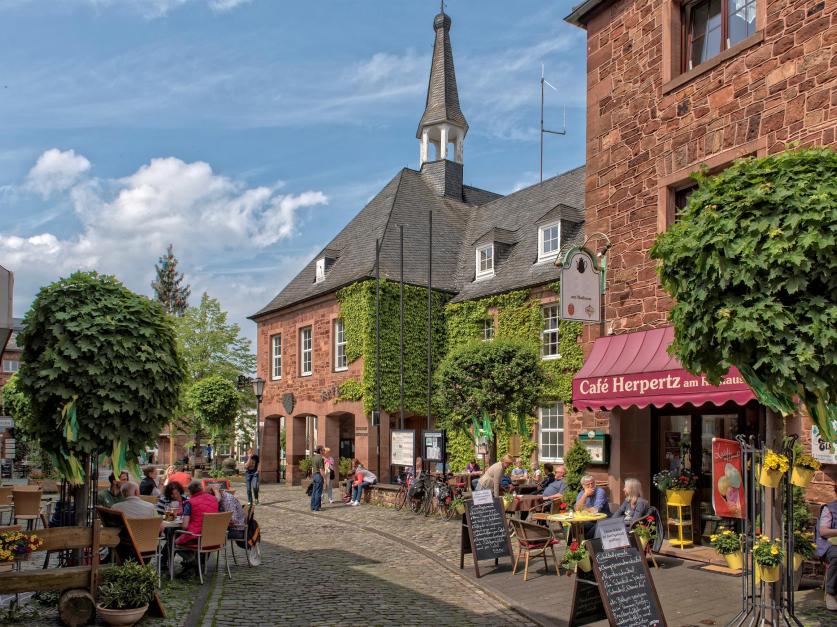 https://www.tourismus.kreis-dueren.de