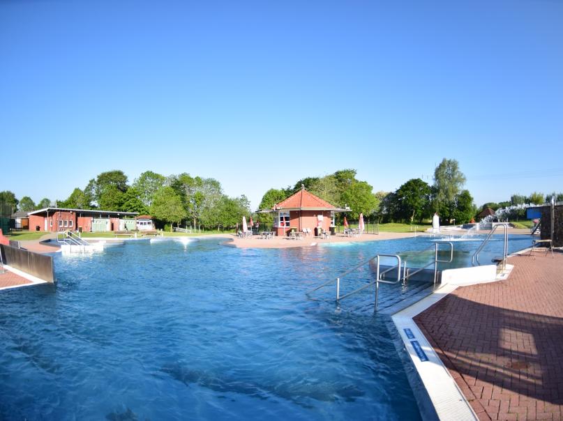 Freizeit- und Erlebnisbad Isums