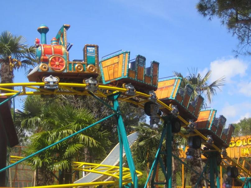 Charles Knie’s Circus‑Land