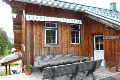 Eingang Sporta-Hütte