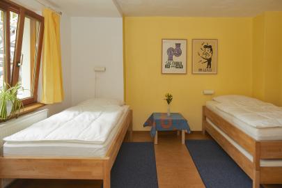 Zimmer 1 mit 2-3 Betten