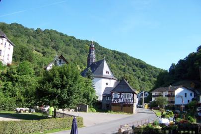 Die Kirche im Dorf