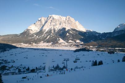 Blick zur Zugspitze im Winter in der Nähe des Hauses (Kundenfoto)