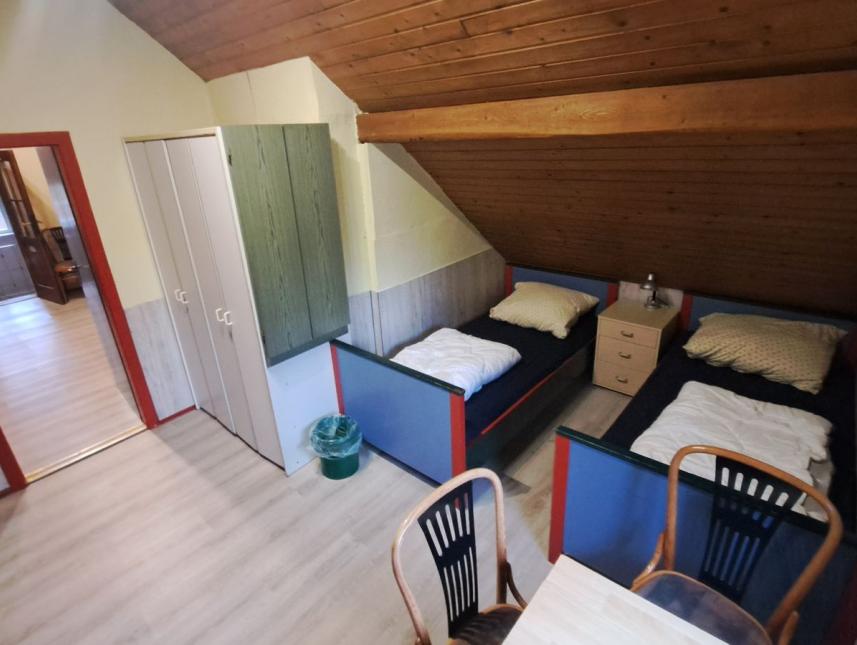 Das Fünfbettzimmer im Obergeschoss