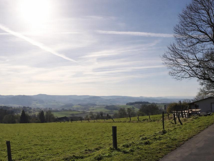 Herrliche Lage, direkt am Wanderweg