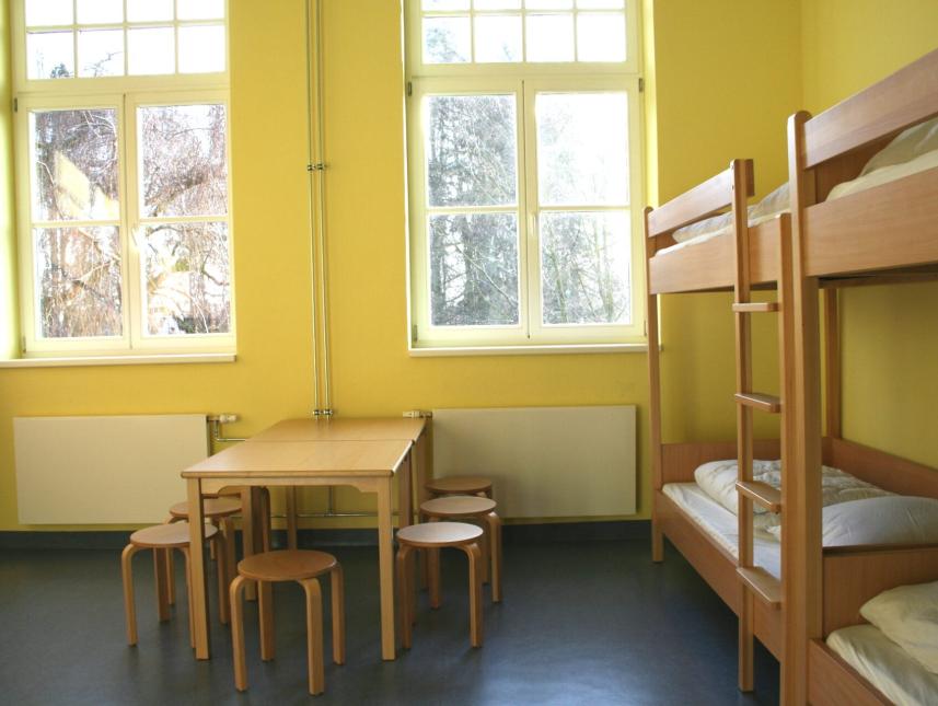 Blick in eines der Zimmer im OG