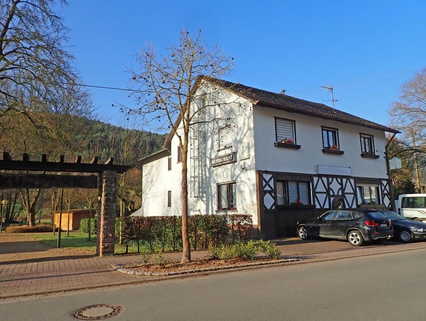 Unser Ferienhaus direkt am Kurpark in Buchen