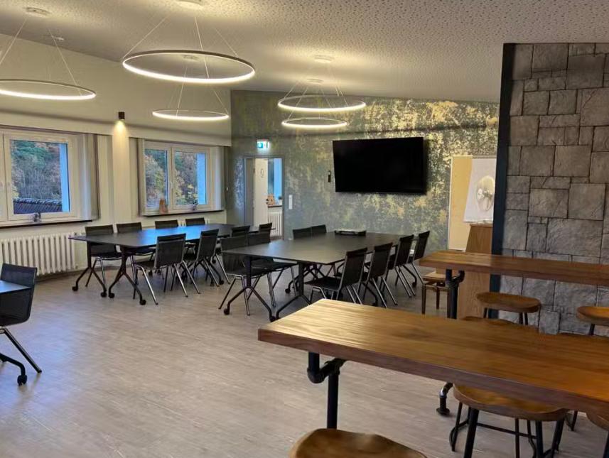 Seminarraum Francke (33 qm), nicht barrierefrei