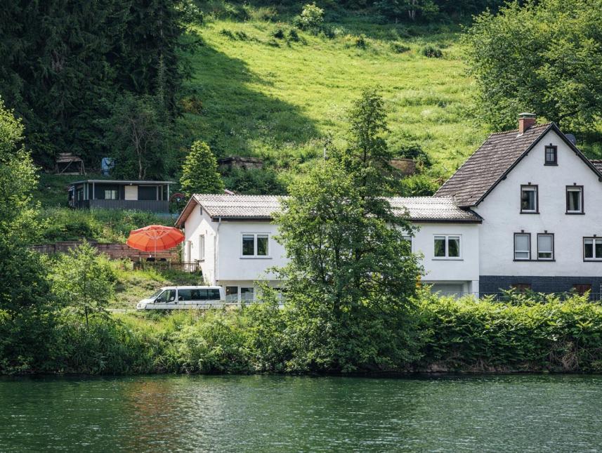 Haus Papagei-am-See im Sauerland