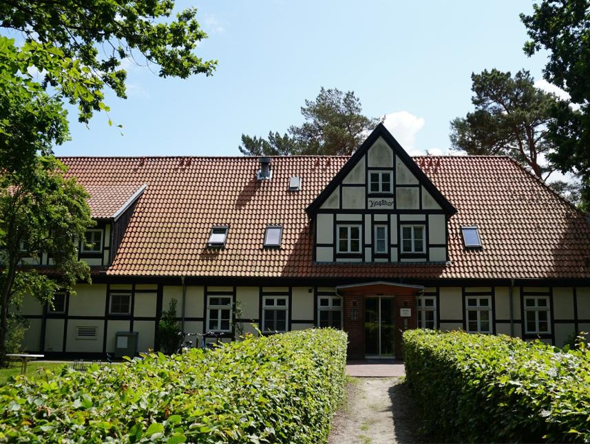 Hauptgebäude des Zingsthofes