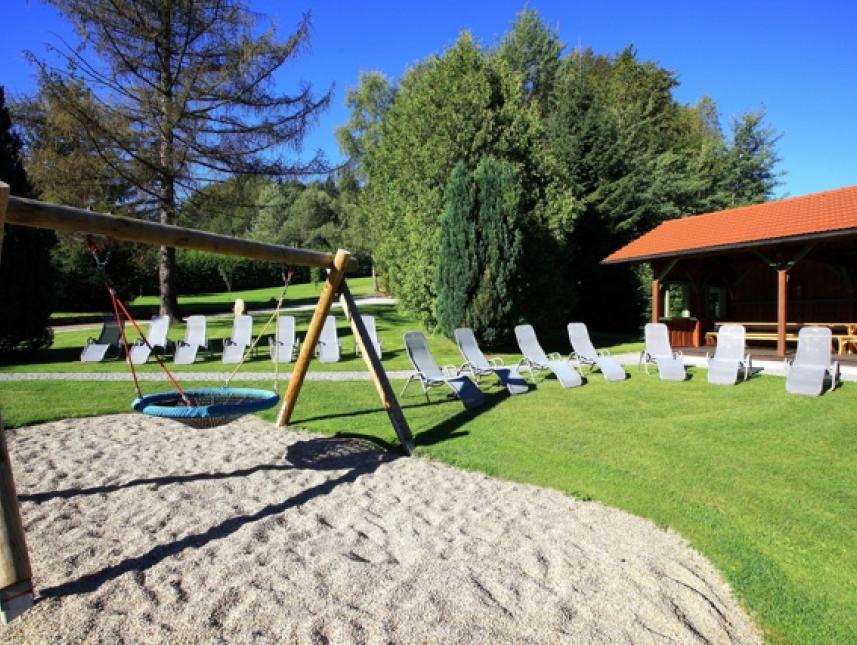 Liegen, überdachte Terrasse