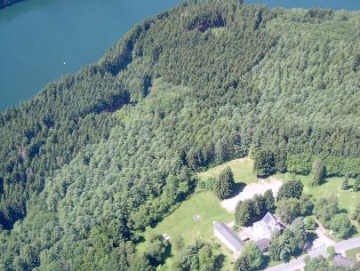 Luftbild der beiden Häuser