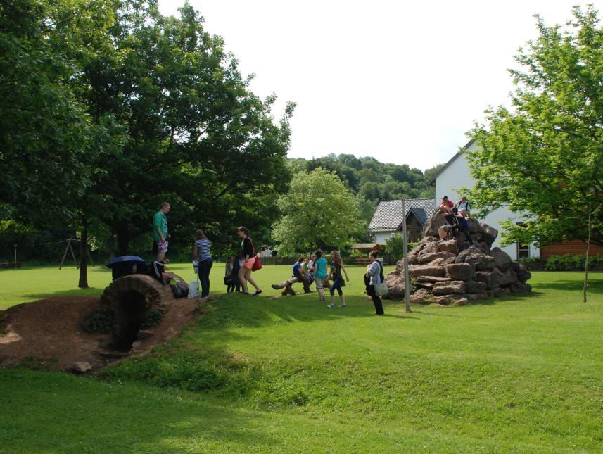 Außengelände des Naturzentrums Eifel