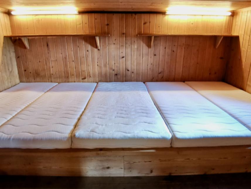 5-Personen Matratzenlager
