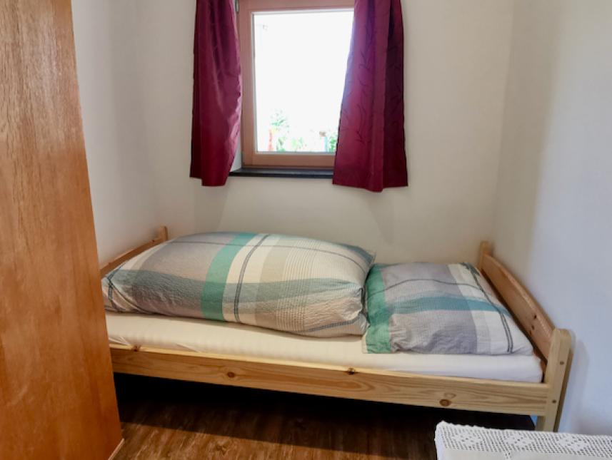 Einzelbett