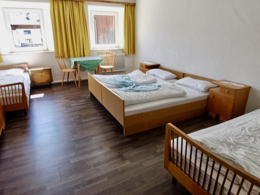 4-Bettzimmer
