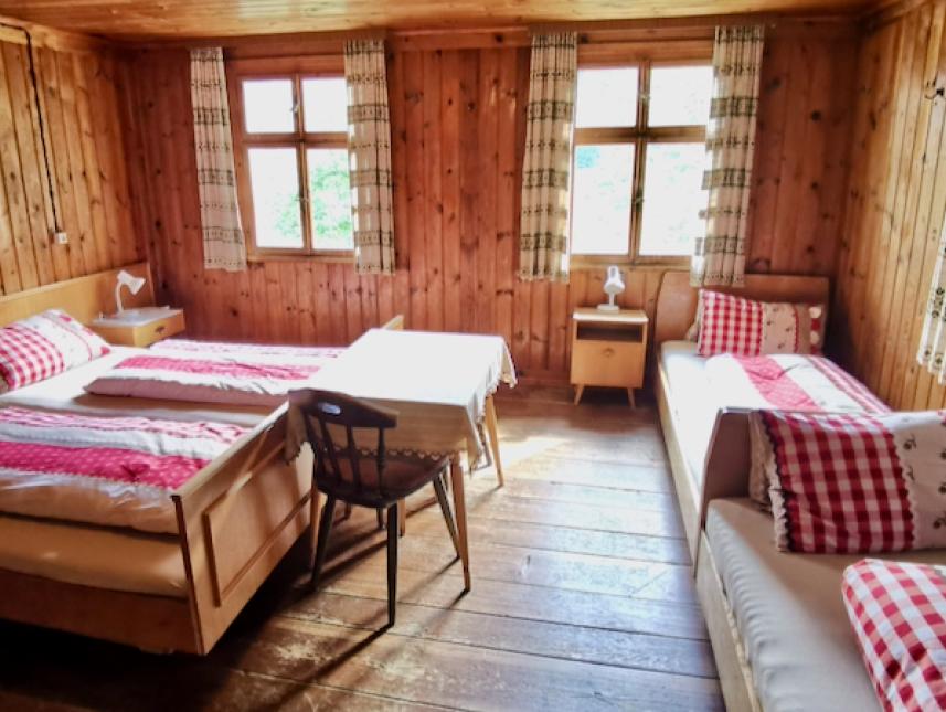 4-Bettzimmer
