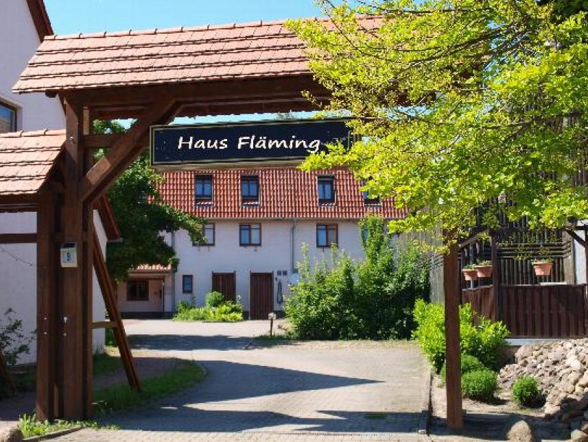 Das Haus Fläming bietet Parkmöglichkeiten direkt vor dem Haus