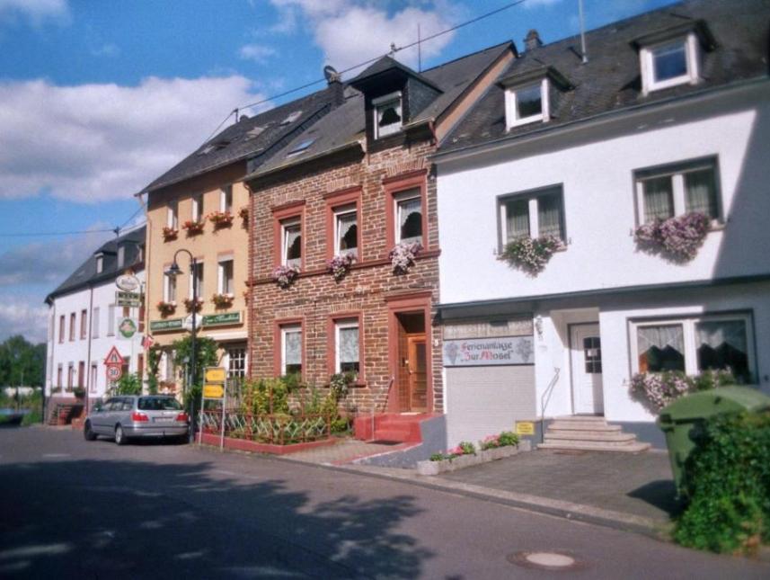 Ferienhaus "L" buchbar bis 12 Personen.