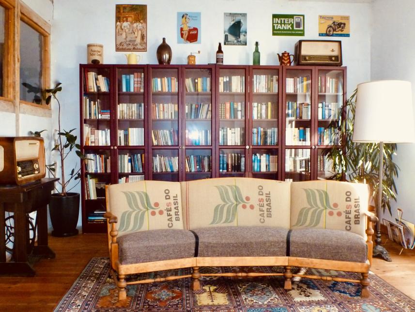 Bibliothek im Haupthaus