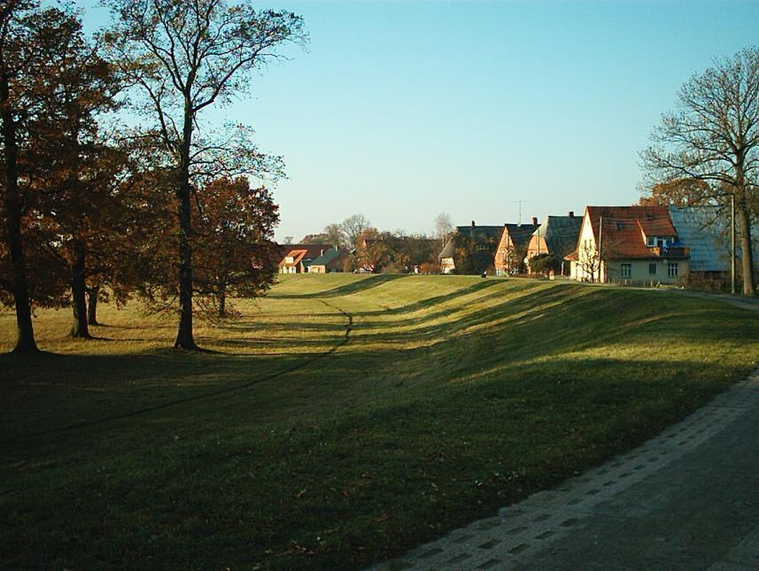 Elbdeich im Herbst