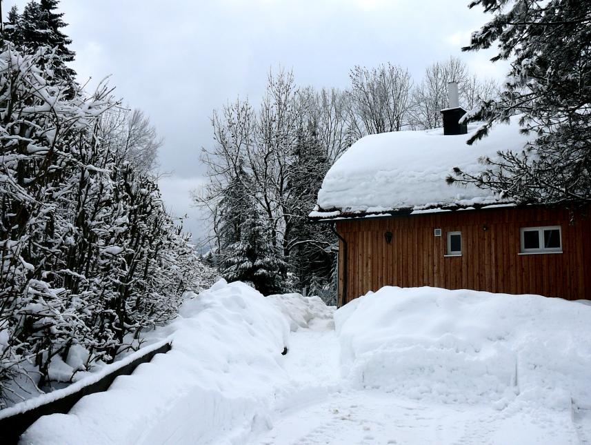 Hütte im Winter