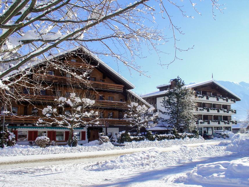 Hausansicht im Winter