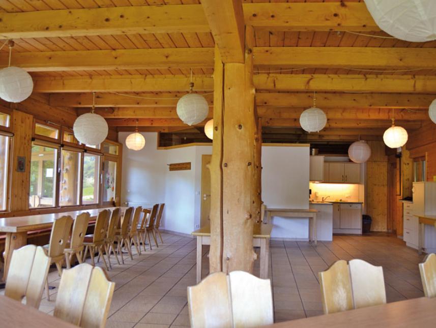 Großer Speise- und Aufenthaltsraum für bis zu 60 Personen