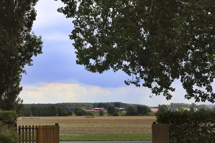 Die Aussicht in die herrliche Landschaft der Mecklenburgischen Ostseeküste.