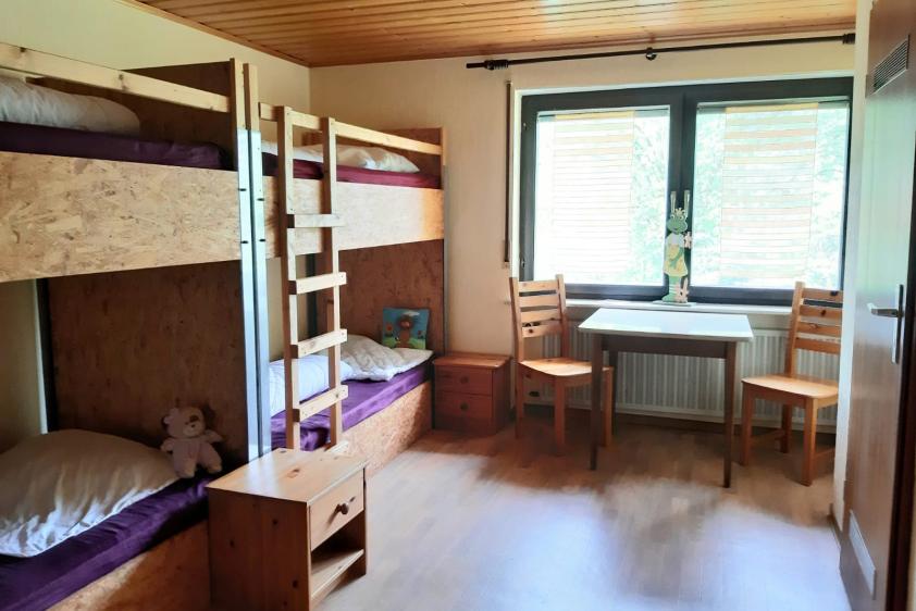 6-Bett Schlafzimmer mit Etagenbetten