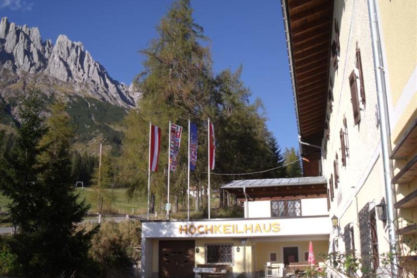 Hochkeilhaus Sommer