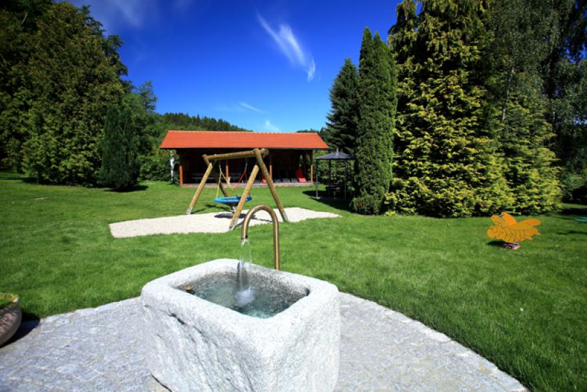 großer Garten