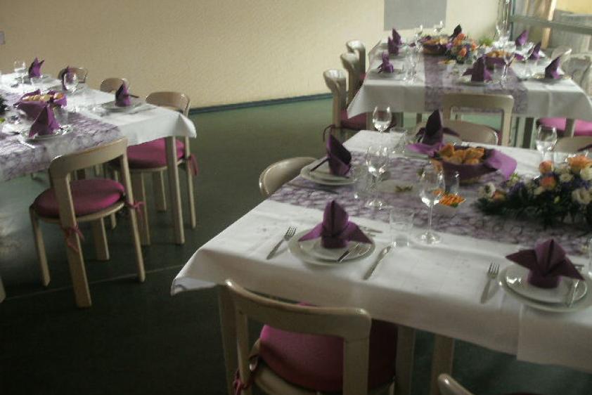 für Familienfeiern geeignet