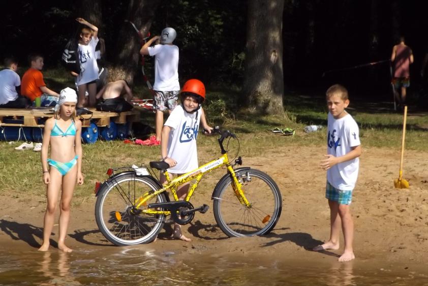 Bärenstark: Brahmsee-Triathlon