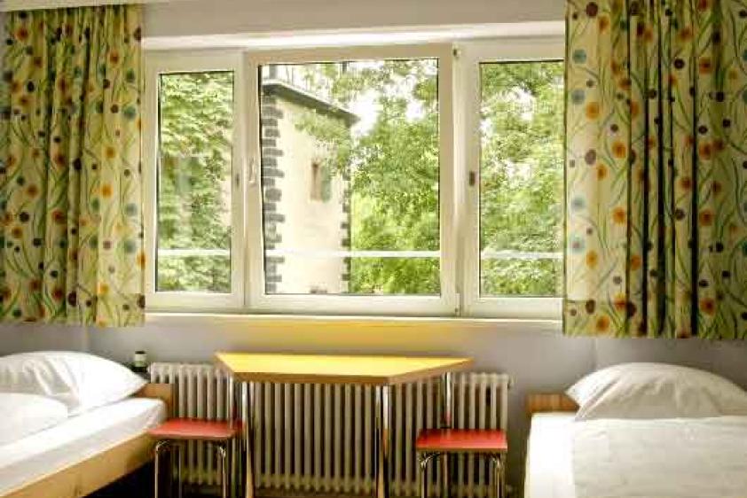 2-Bett-Zimmer