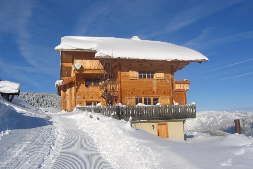 super Hütte f 22 P. mitten im Schigebiet