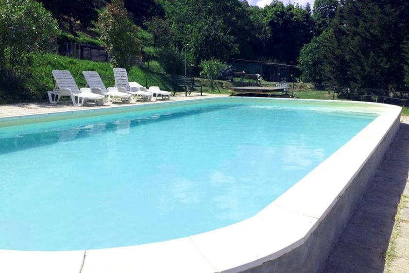 Pool in direkter Nachbarschaft