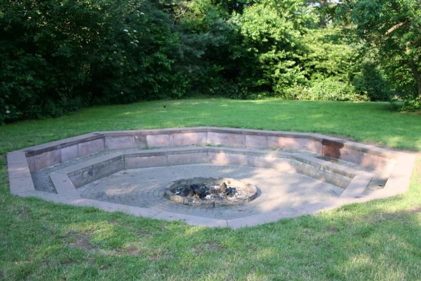Große Feuerstelle