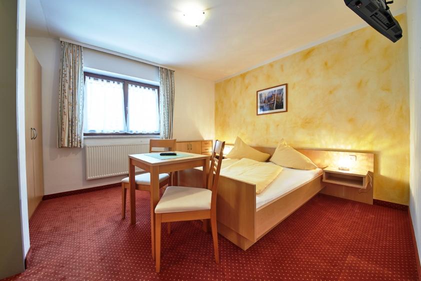 Doppelzimmer mit Dusche, WC, Flat TV