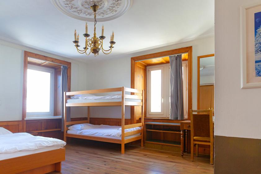 4-Bett Zimmer
