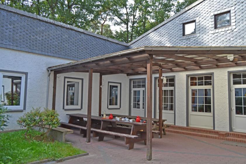 überdachte Terrasse