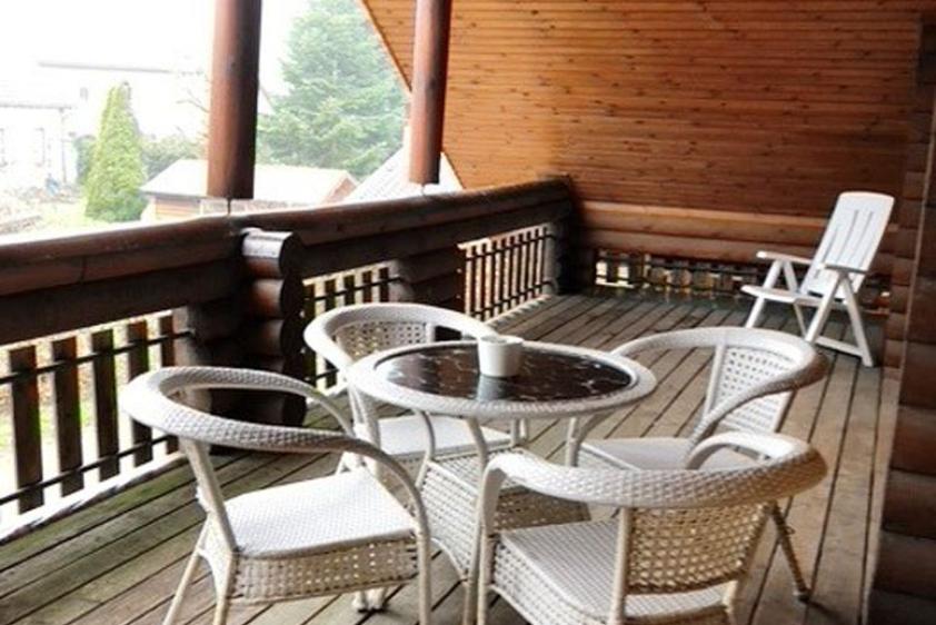 Sitzplatz auf dem Balkon