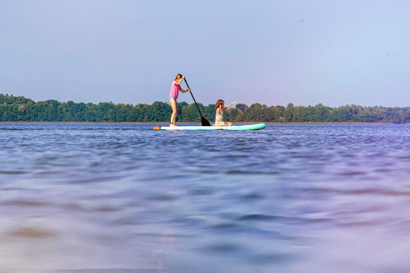 Stand-up-Paddling auf dem schönen flachen Grimnitzsee.