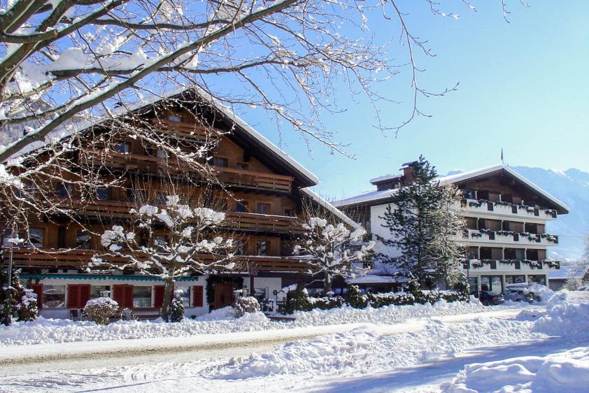 Hausansicht im Winter