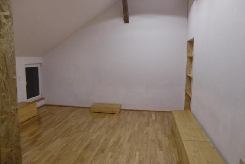 Aufenthaltsbereich "Seminarraum" im 1.OG