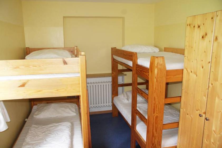 4-Bett-Zimmer
