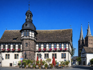 Historisches Rathaus und St. Kiliani-Kirche