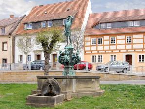 Traubenbrunnen am Markt
