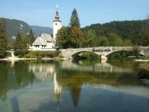 Bohinjsko jezero im Nationalpark Triglav